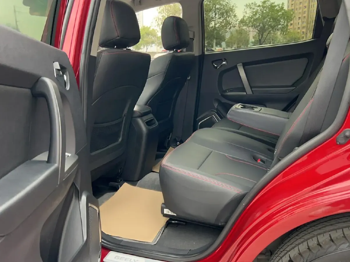 2014 Geely GX7 2.0L 141HP L4 6AT,autocango,china used car exporter,china ev exporter,chinese used car exporter,chinese used ev exporter