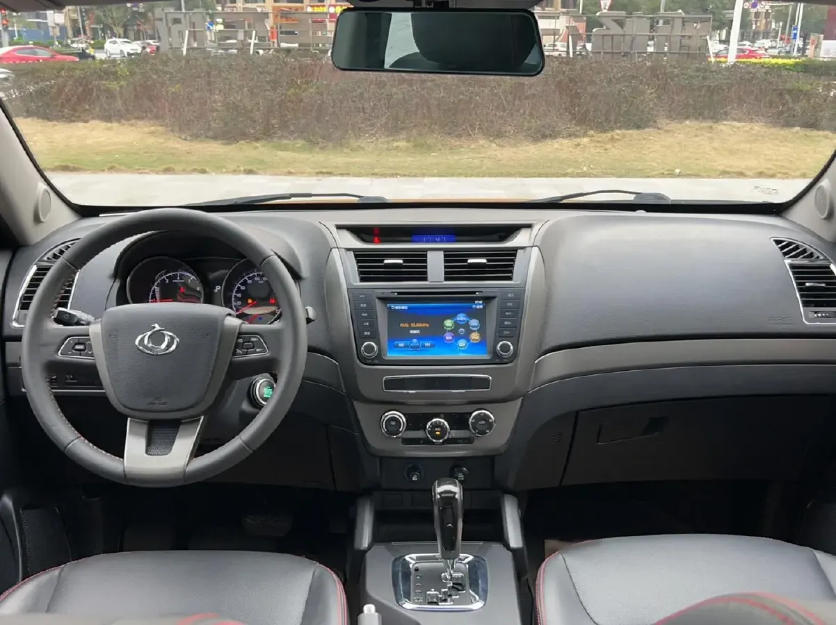 2014 Geely GX7 2.0L 141HP L4 6AT,autocango,china used car exporter,china ev exporter,chinese used car exporter,chinese used ev exporter