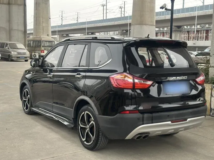 2016 SWM X7 1.5T 156HP L4 5MT,autocango,china used car exporter,china ev exporter,chinese used car exporter,chinese used ev exporter