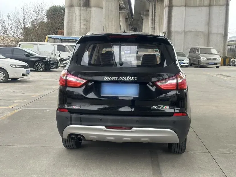 2016 SWM X7 1.5T 156HP L4 5MT,autocango,china used car exporter,china ev exporter,chinese used car exporter,chinese used ev exporter