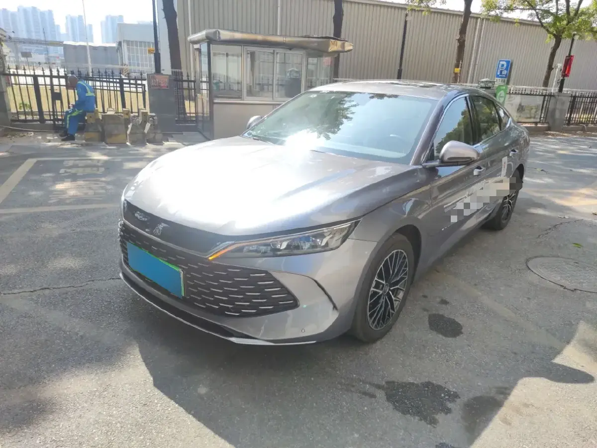 2024 BYD QinL 1.5L 101HP L4 E-CVT PHEV 15.87KWH