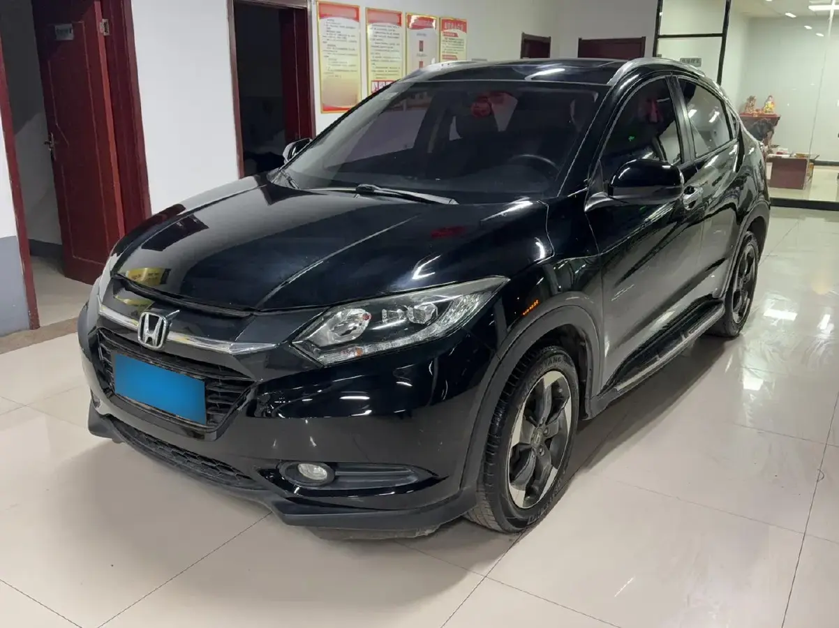2015 Honda Vezel 1.8L 136HP L4 CVT