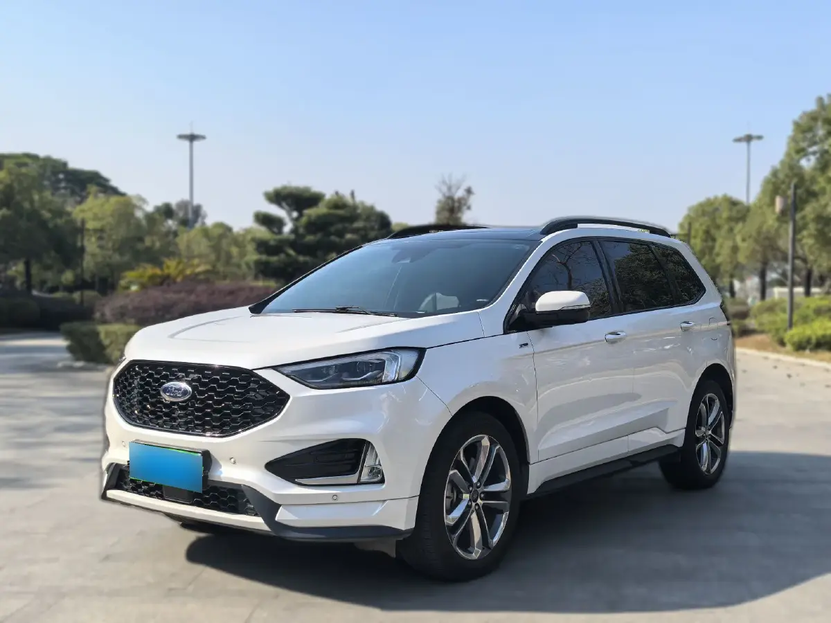 2020 Ford Edge 2.0T 245HP L4 8AT