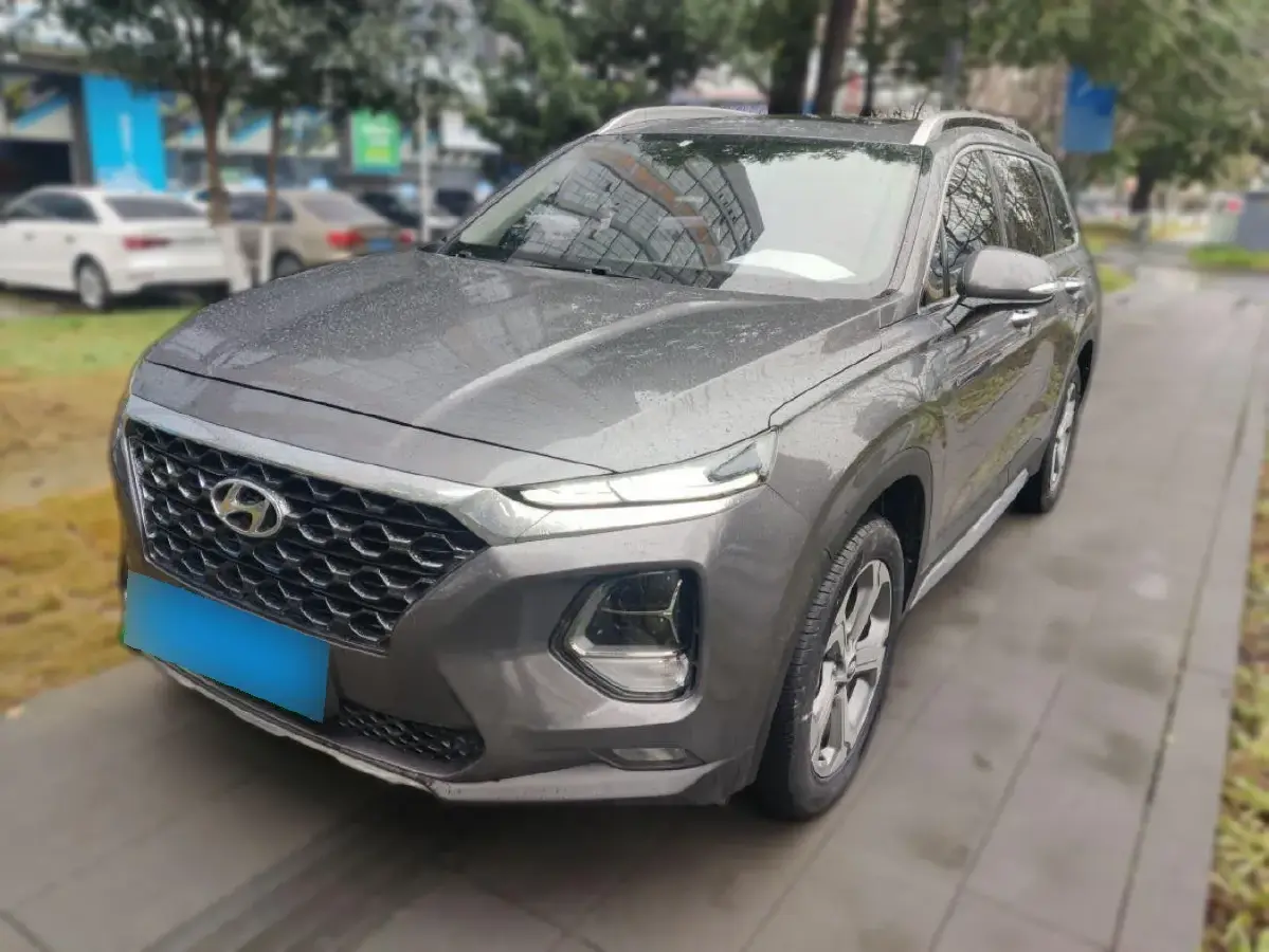 2019 Hyundai Santafe 2.0T 230HP L4 8AT