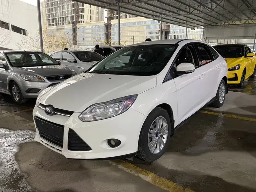 2012 Ford Focus 1.6L 125HP L4 6DCT