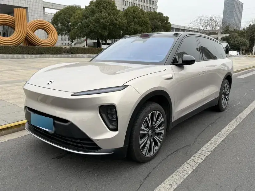 2023 NIO ES8 BEV 75KWH