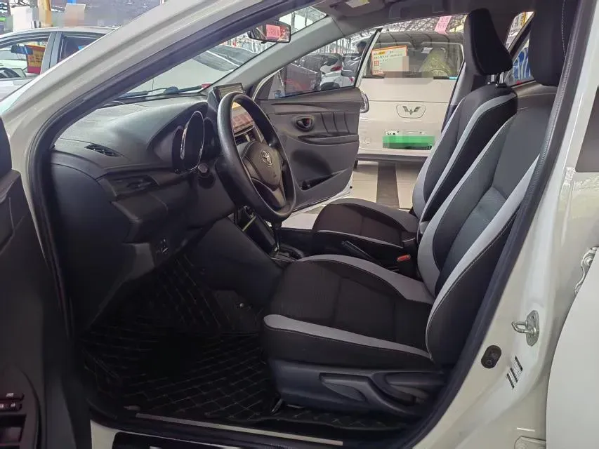 2021 Toyota Yaris L 1.5L 112HP L4 CVT,autocango,china used car exporter,china ev exporter,chinese used car exporter,chinese used ev exporter