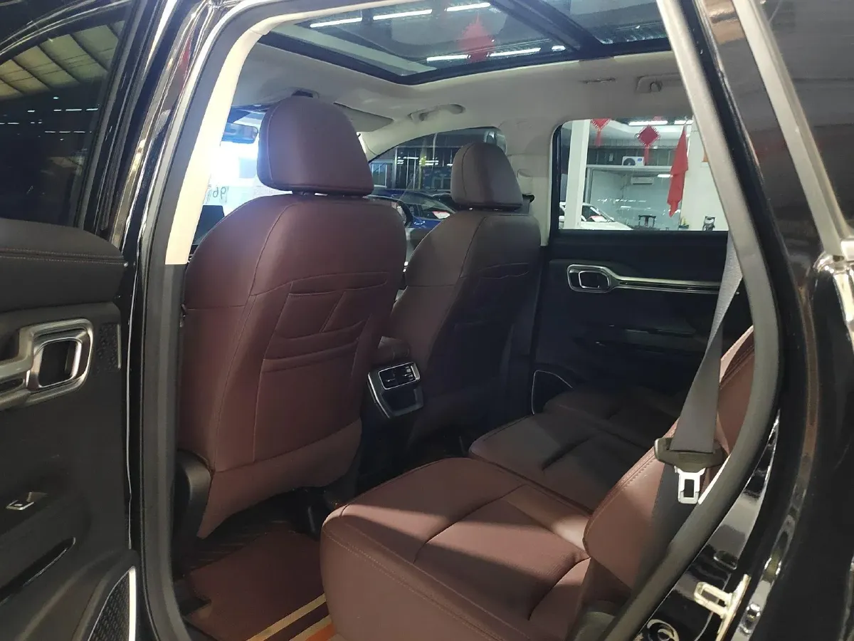 2022 Geely Okavango 1.8T 184HP L4 7DCT,autocango,china used car exporter,china ev exporter,chinese used car exporter,chinese used ev exporter