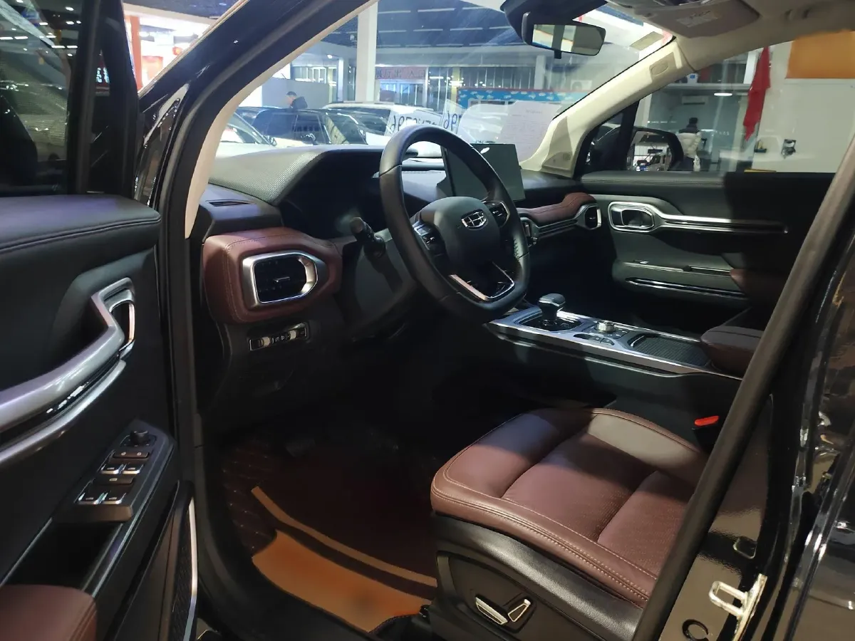 2022 Geely Okavango 1.8T 184HP L4 7DCT,autocango,china used car exporter,china ev exporter,chinese used car exporter,chinese used ev exporter