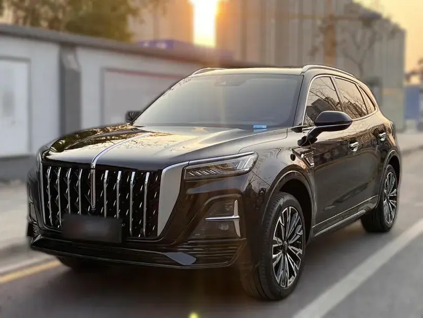 2023 HongQi HS5 2.0T 252HP L4 8AT