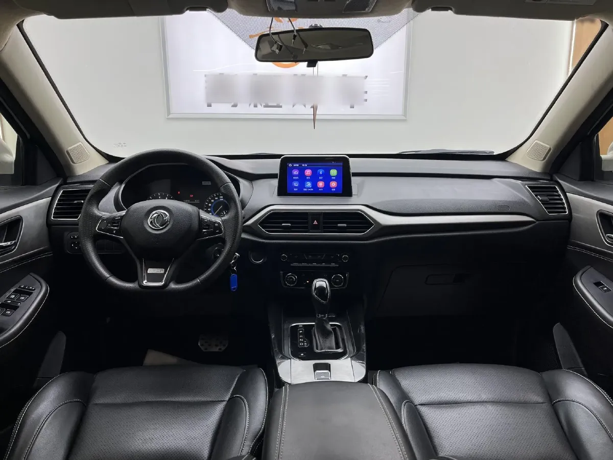 2018 DongFeng Fengon Fengon S560 1.8L 139HP L4 CVT,autocango,china used car exporter,china ev exporter,chinese used car exporter,chinese used ev exporter