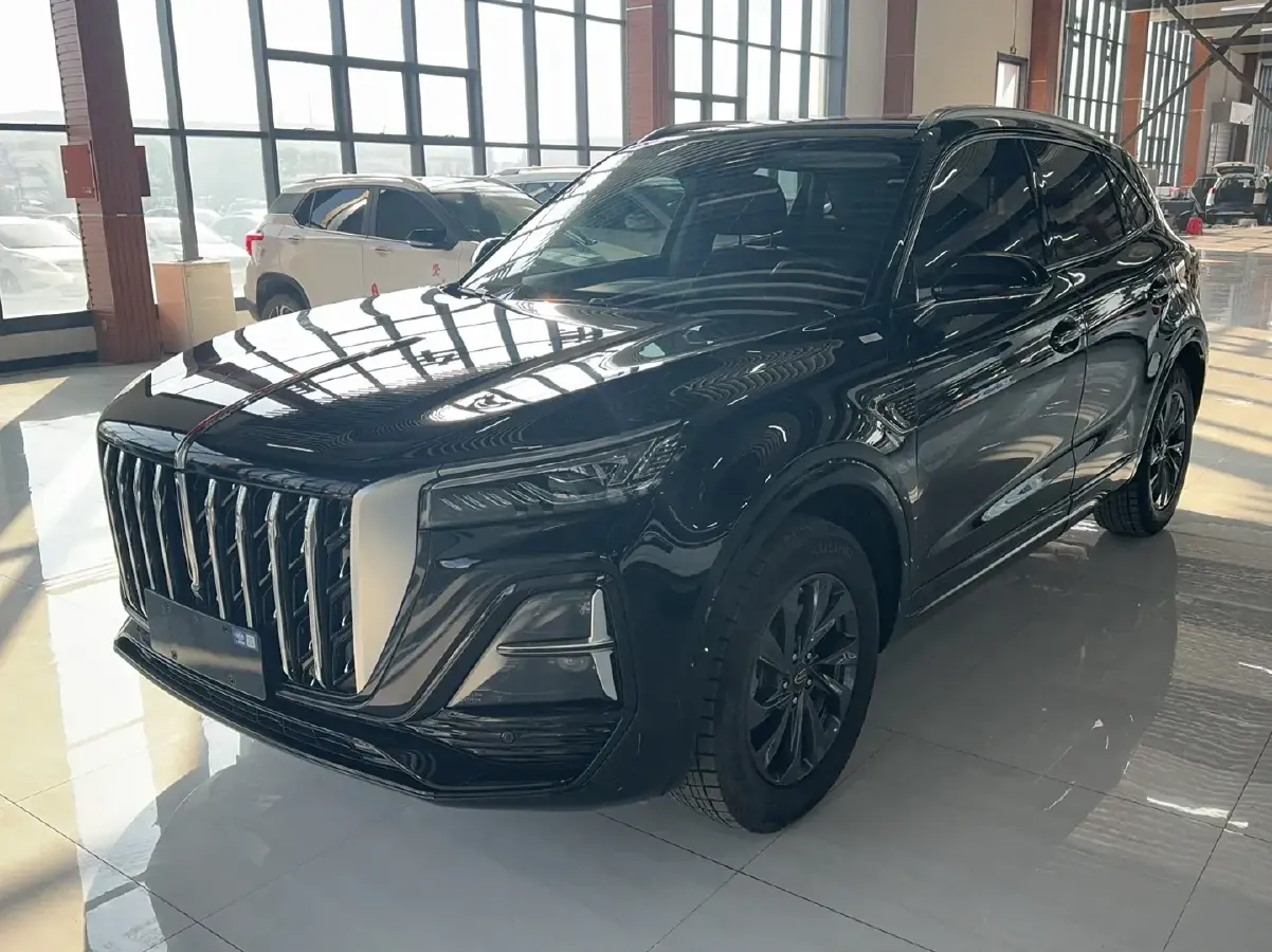 2023 HongQi HS5 2.0T 252HP L4 8AT