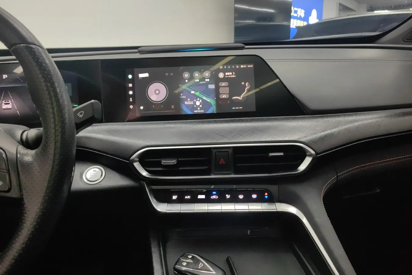 2022 ChangAn UNI-T 1.5T 188HP L4 7DCT,autocango,china used car exporter,china ev exporter,chinese used car exporter,chinese used ev exporter