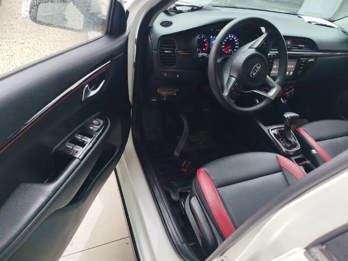 2017 Kia KX Cross 1.4L 100HP L4 6AT,autocango,china used car exporter,china ev exporter,chinese used car exporter,chinese used ev exporter