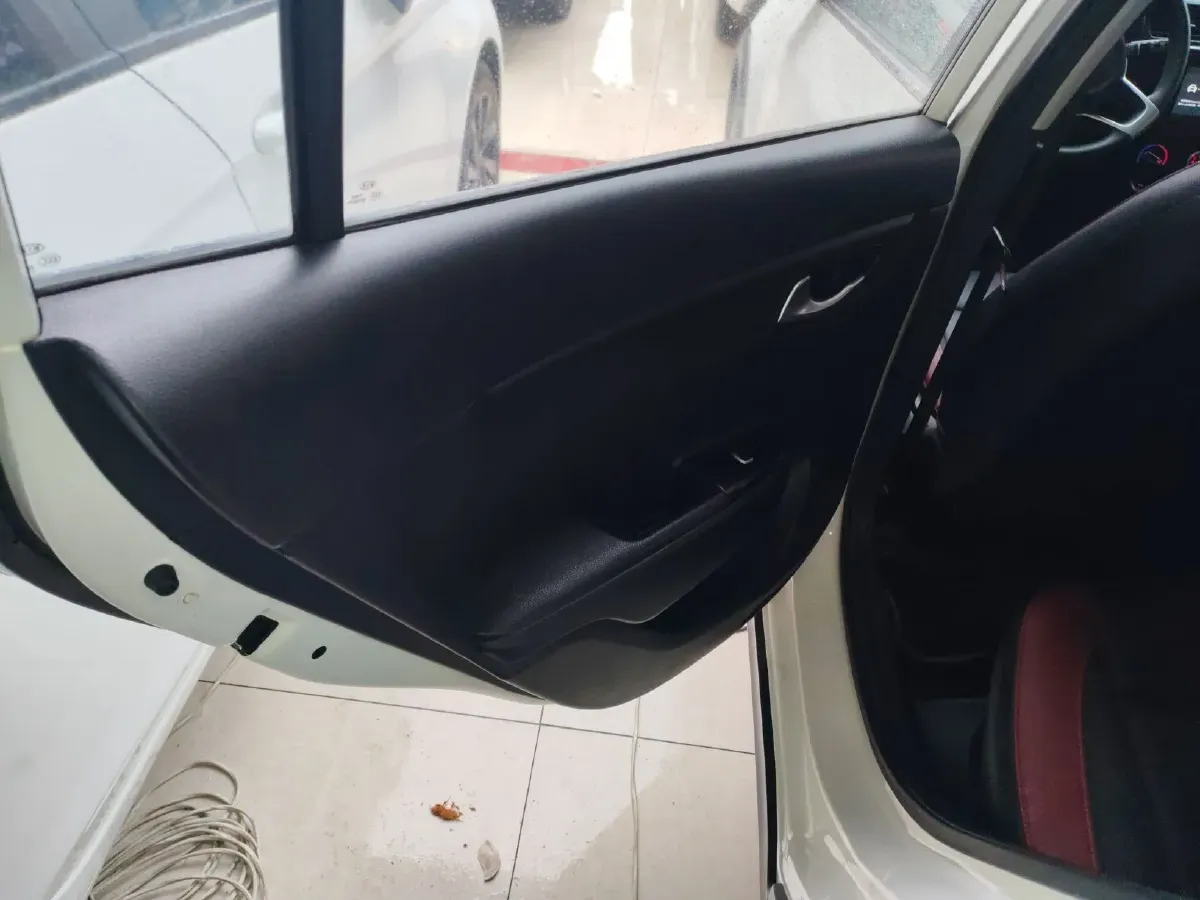 2017 Kia KX Cross 1.4L 100HP L4 6AT,autocango,china used car exporter,china ev exporter,chinese used car exporter,chinese used ev exporter