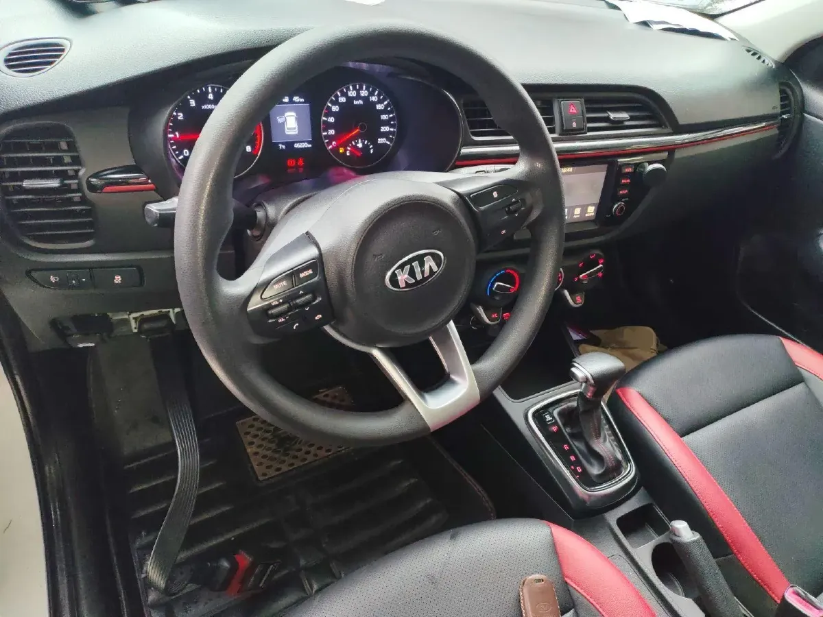 2017 Kia KX Cross 1.4L 100HP L4 6AT,autocango,china used car exporter,china ev exporter,chinese used car exporter,chinese used ev exporter