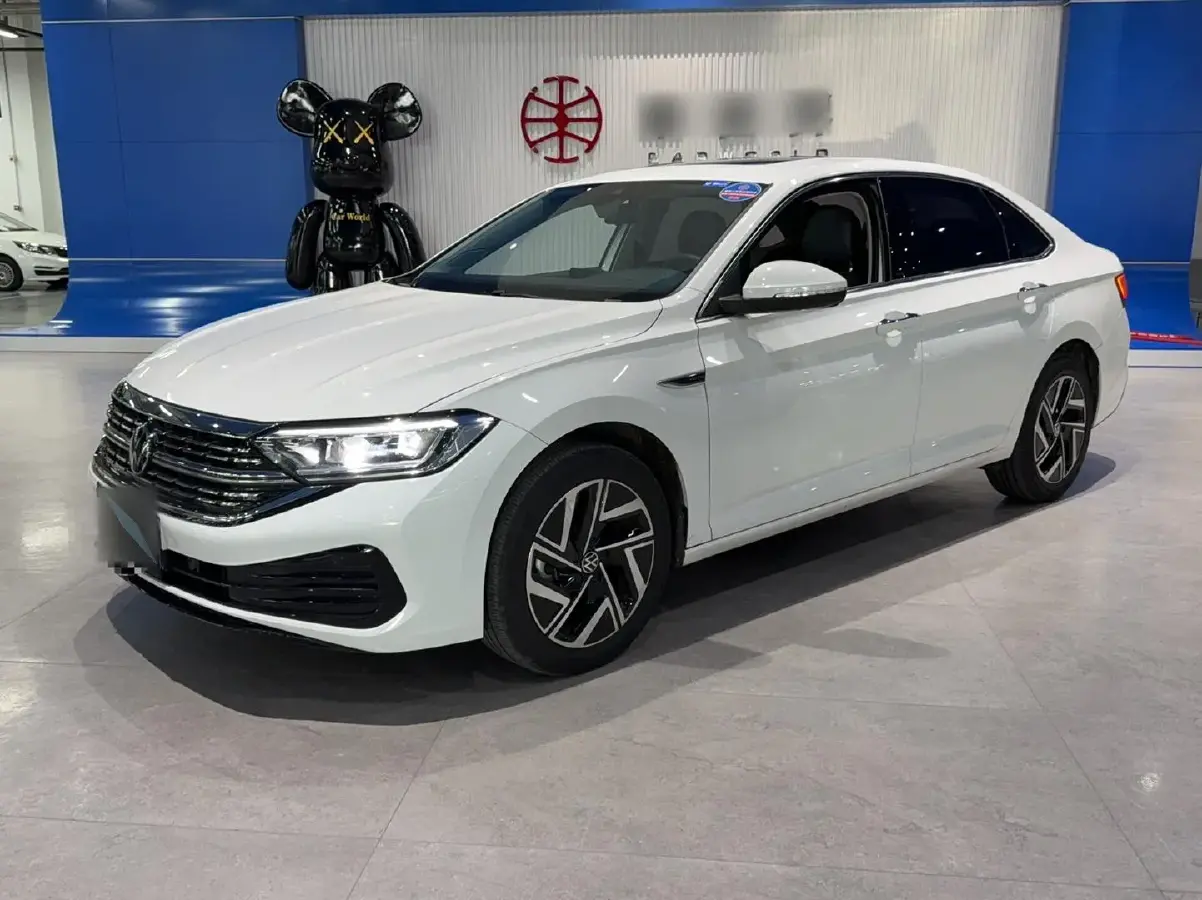 2023 Volkswagen Sagitar 1.5T 160HP L4 7DCT