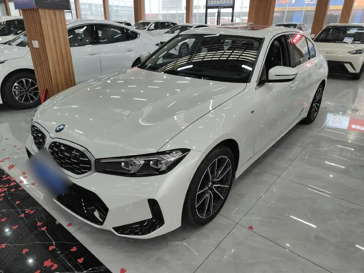 2024 BMW 3 Series 2.0T 184HP L4 8AT