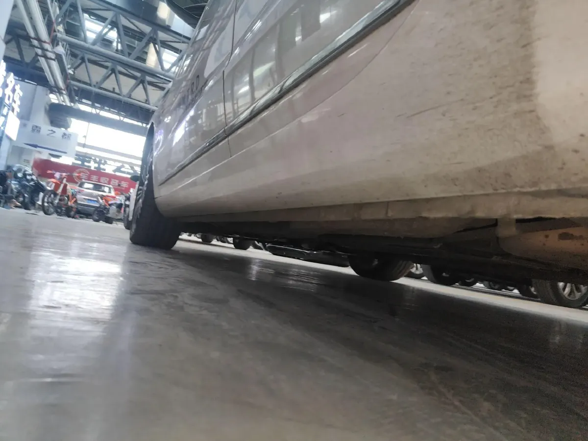 2015 Qoros 3 1.6T 156HP L4 6DCT,autocango,china used car exporter,china ev exporter,chinese used car exporter,chinese used ev exporter