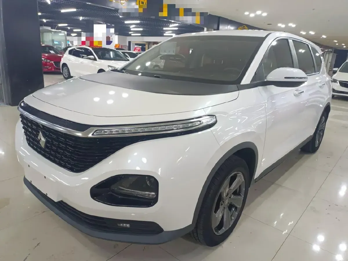 2019 BaoJun RM-5 1.5T 147HP L4 6MT,autocango,china used car exporter,china ev exporter,chinese used car exporter,chinese used ev exporter