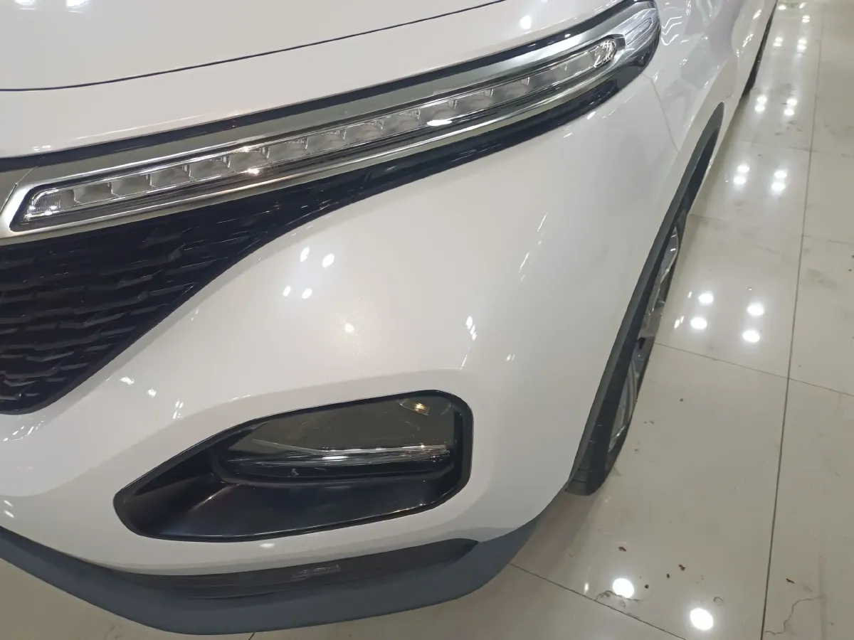 2019 BaoJun RM-5 1.5T 147HP L4 6MT,autocango,china used car exporter,china ev exporter,chinese used car exporter,chinese used ev exporter