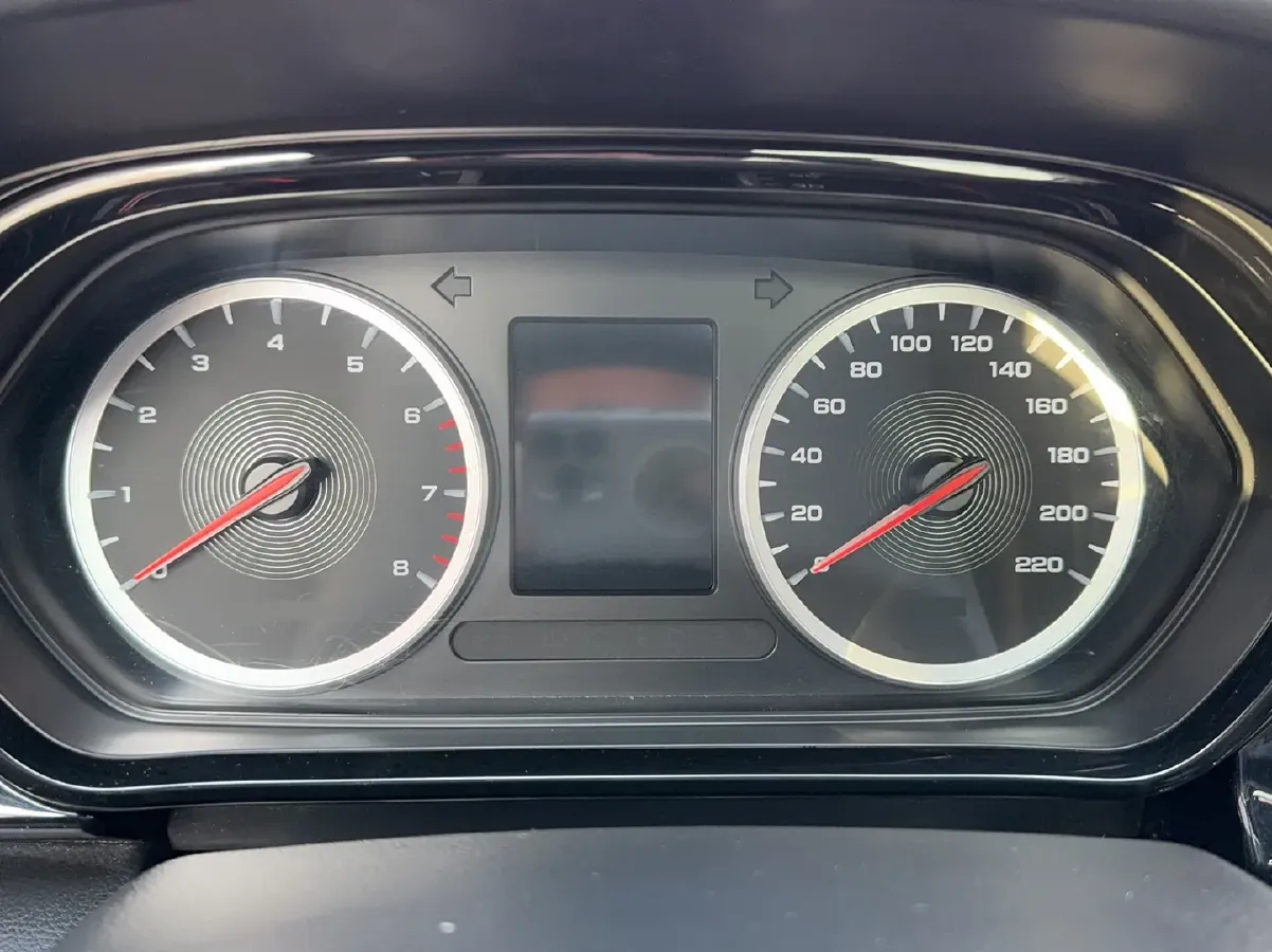 2020 HaiMa 8S 1.6T 195HP L4 6AT,autocango,china used car exporter,china ev exporter,chinese used car exporter,chinese used ev exporter