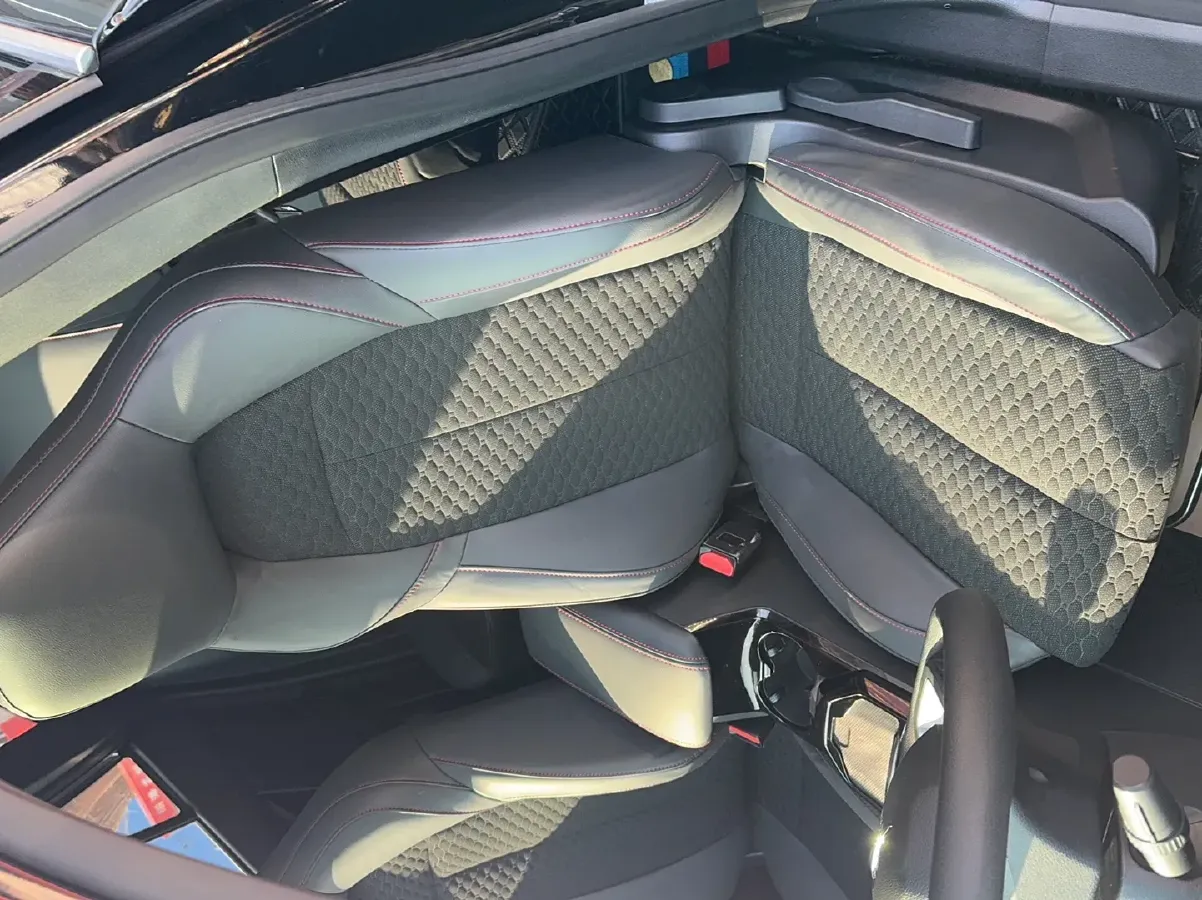 2020 HaiMa 8S 1.6T 195HP L4 6AT,autocango,china used car exporter,china ev exporter,chinese used car exporter,chinese used ev exporter