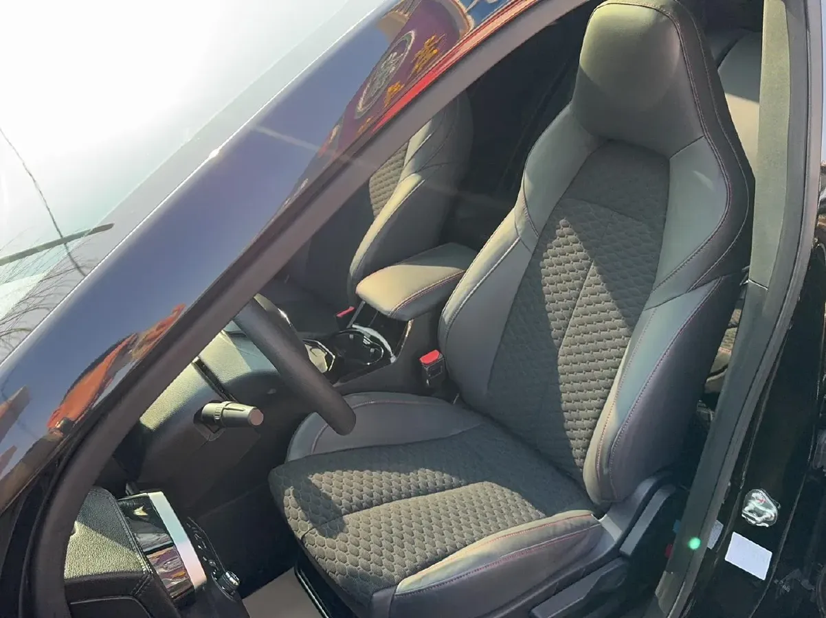 2020 HaiMa 8S 1.6T 195HP L4 6AT,autocango,china used car exporter,china ev exporter,chinese used car exporter,chinese used ev exporter