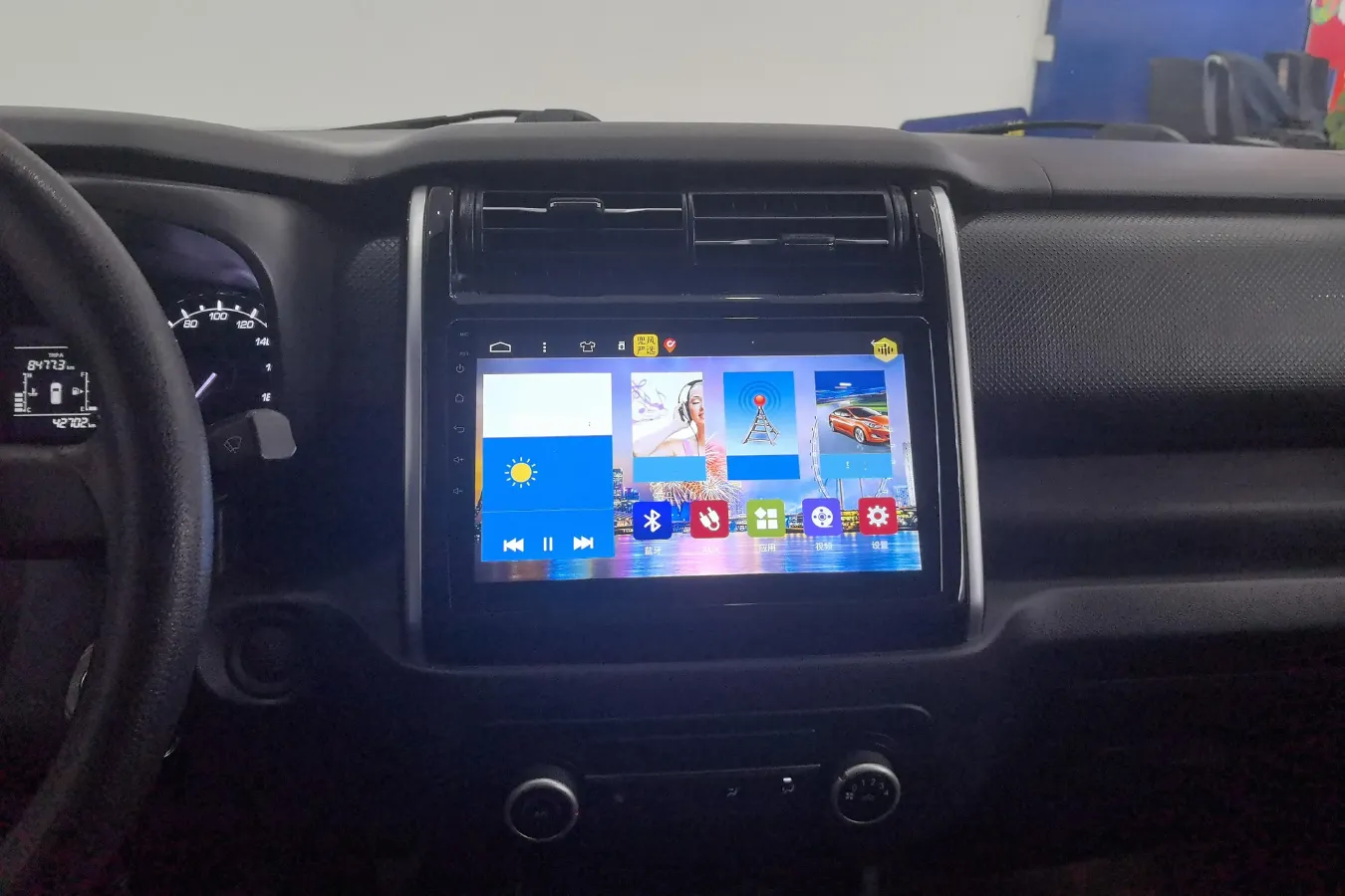 2018 ChangAn Oshan X70A 1.5L 107HP L4 5MT,autocango,china used car exporter,china ev exporter,chinese used car exporter,chinese used ev exporter