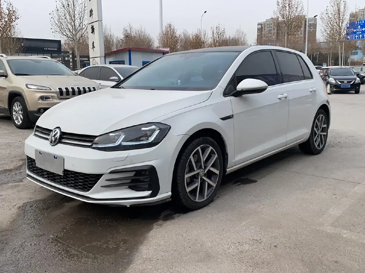 2020 Volkswagen Golf 1.4T 150HP L4 7DCT