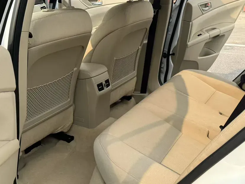 2011 Suzuki Kizashi 2.4L 178HP L4 6MT,autocango,china used car exporter,china ev exporter,chinese used car exporter,chinese used ev exporter