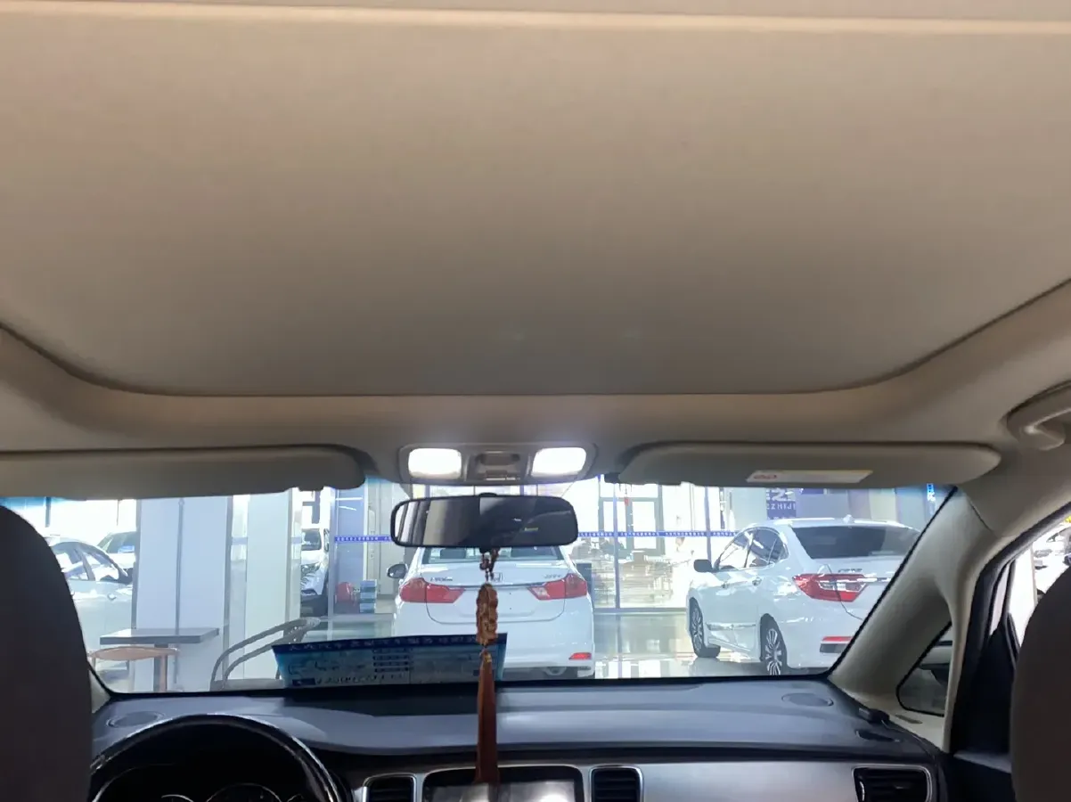 2013 Kia Carens 2.0L 152HP L4 6AT,autocango,china used car exporter,china ev exporter,chinese used car exporter,chinese used ev exporter