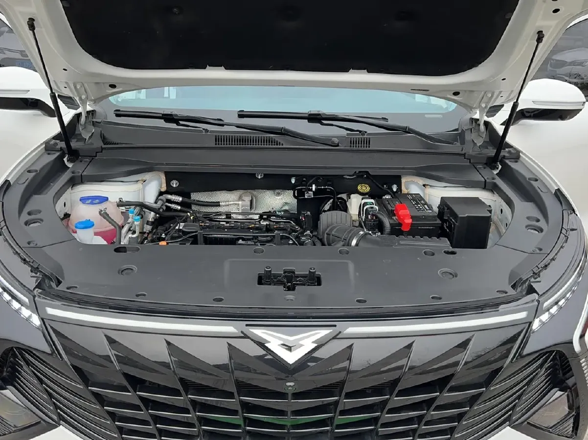 2023 KaiYi KunLun 1.6T 197HP L4 7DCT,autocango,china used car exporter,china ev exporter,chinese used car exporter,chinese used ev exporter