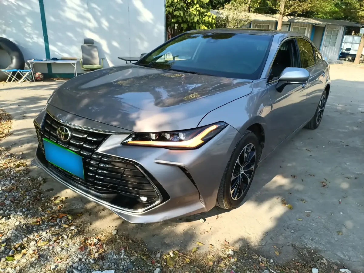 2023 Toyota Avalon 2.0L 177HP L4 CVT