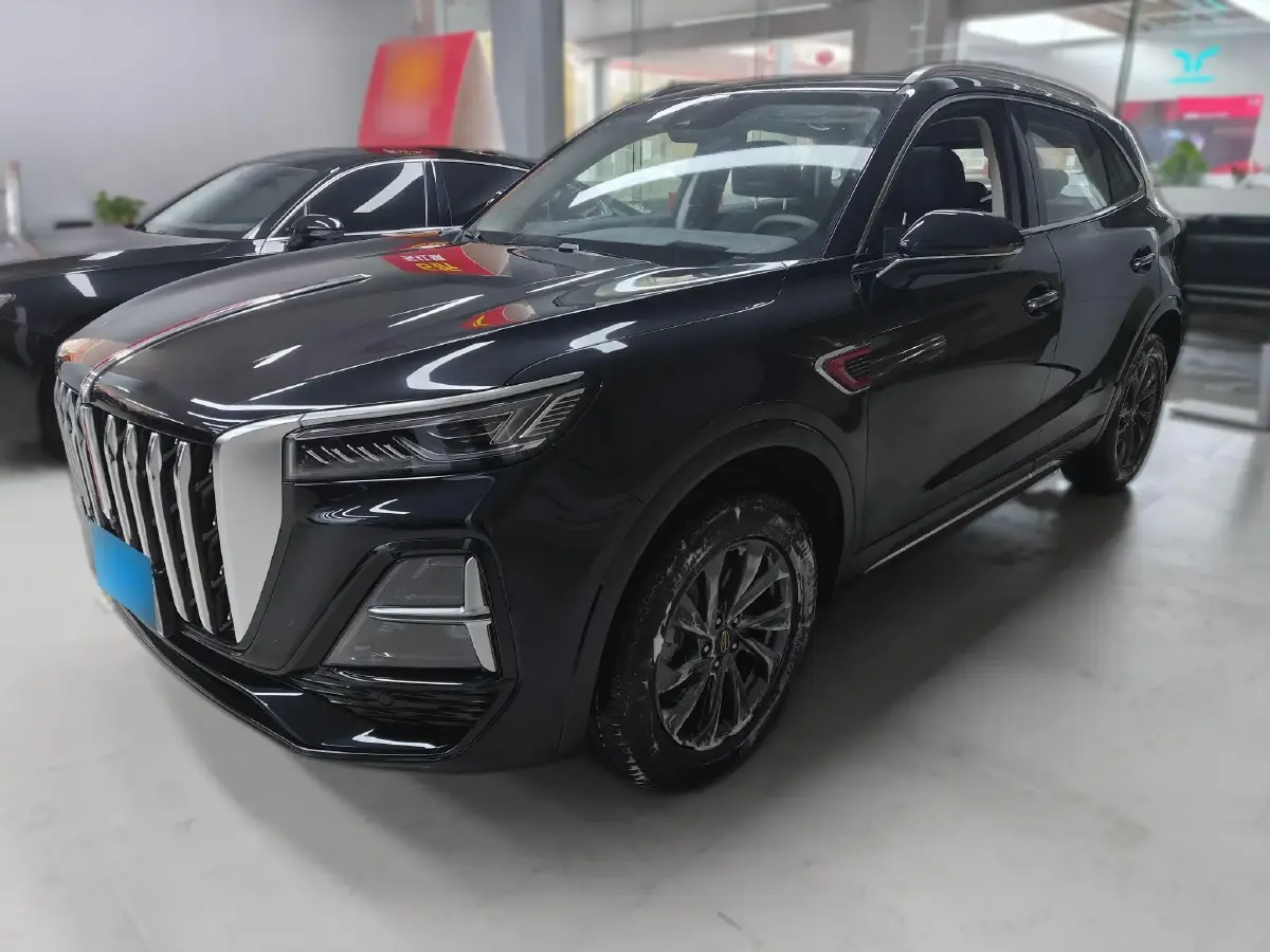 2023 HongQi HS5 2.0T 252HP L4 8AT
