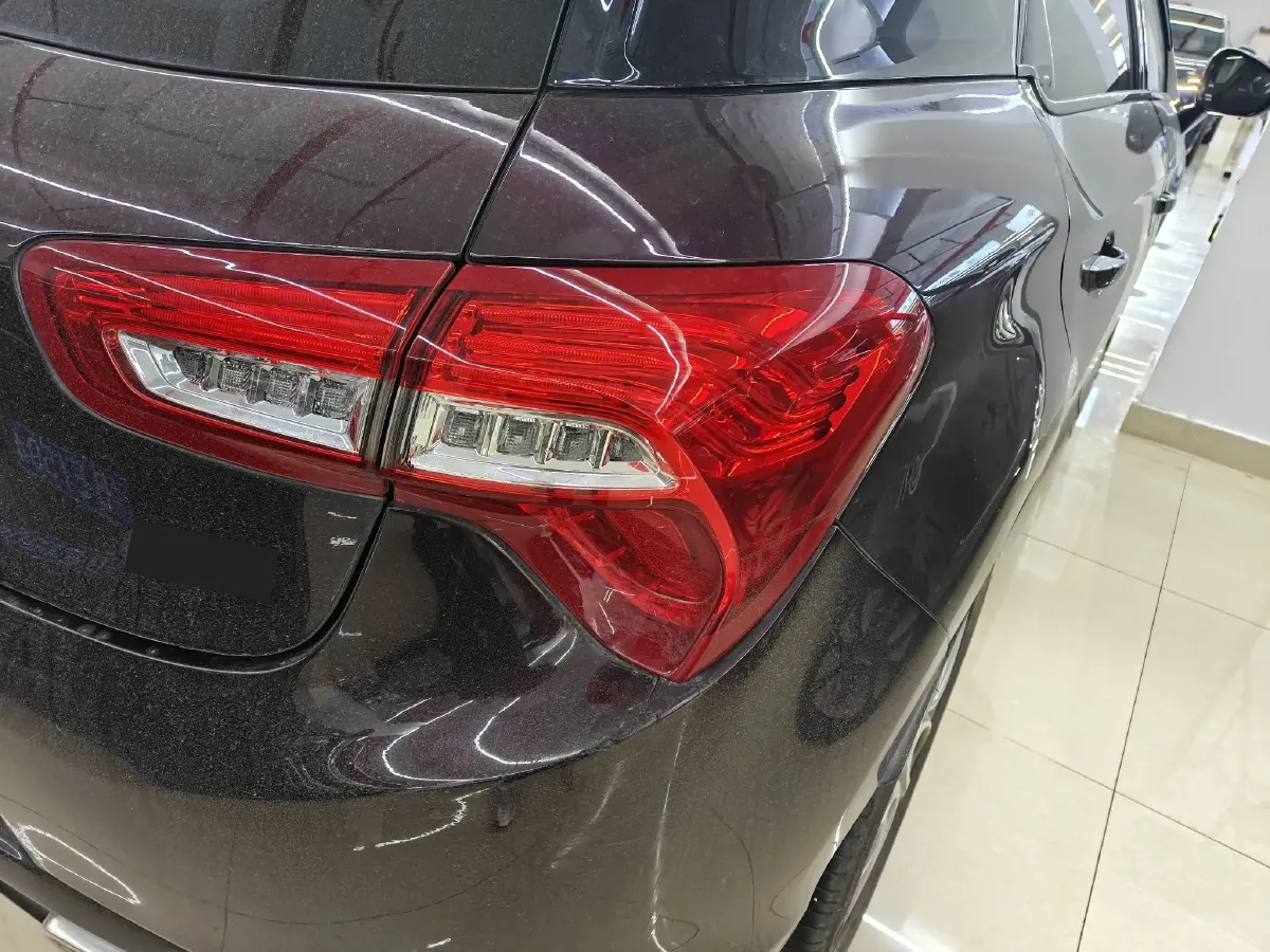 2014 DS 5 1.6T 163HP L4 6AT,autocango,china used car exporter,china ev exporter,chinese used car exporter,chinese used ev exporter