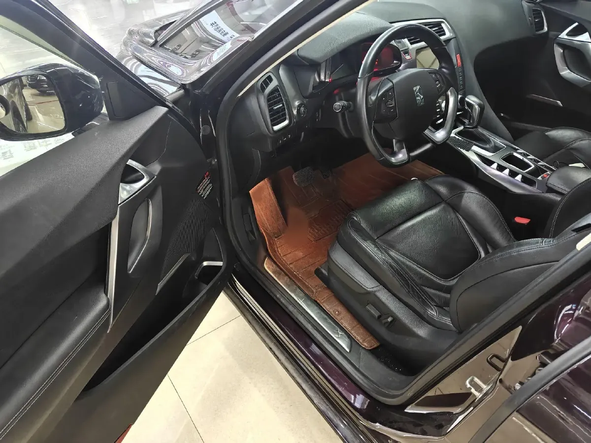 2014 DS 5 1.6T 163HP L4 6AT,autocango,china used car exporter,china ev exporter,chinese used car exporter,chinese used ev exporter