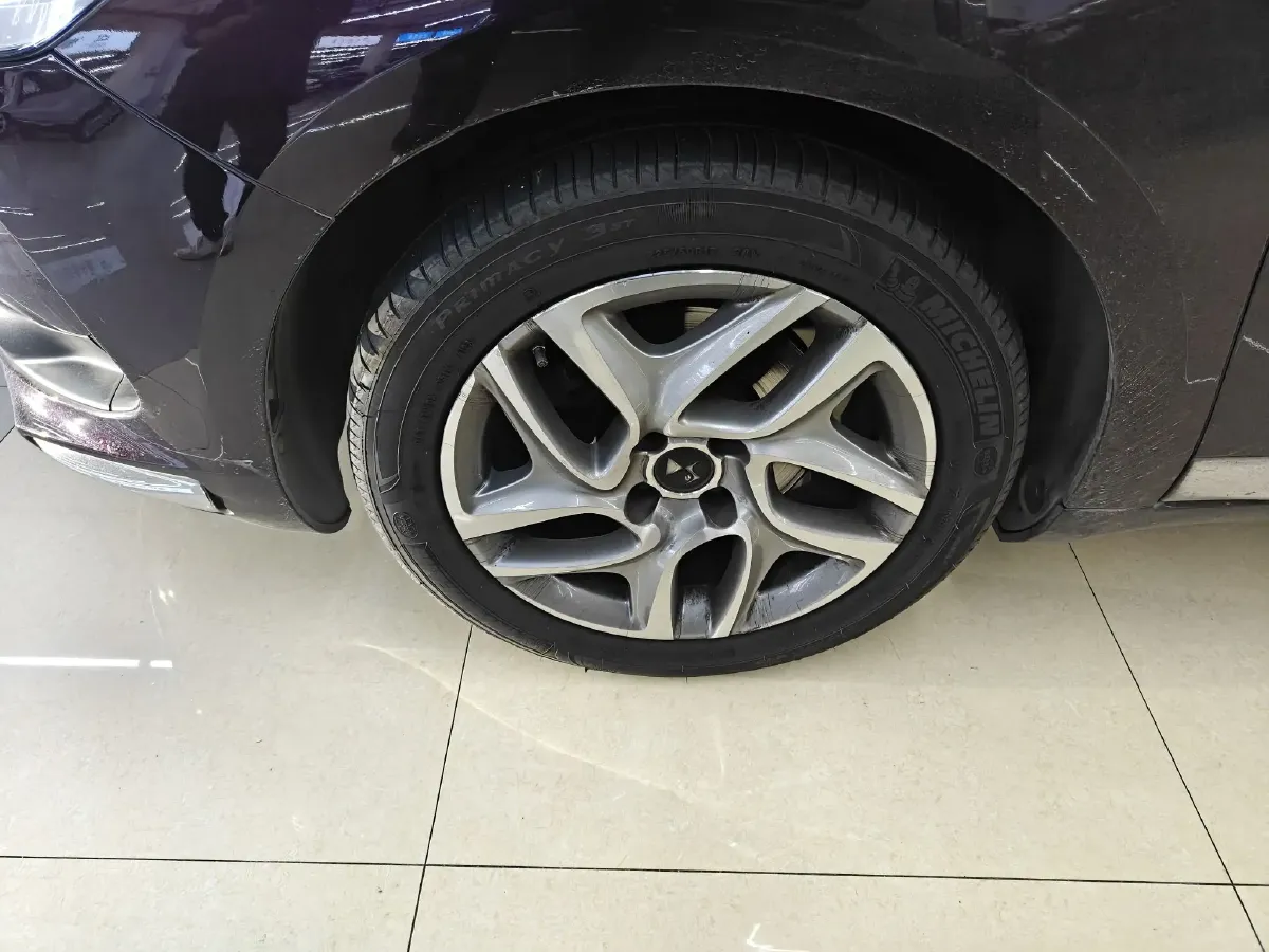 2014 DS 5 1.6T 163HP L4 6AT,autocango,china used car exporter,china ev exporter,chinese used car exporter,chinese used ev exporter