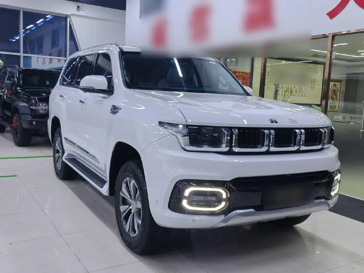 2022 BeiJing BJ60 2.0T 267HP L4 8AT,autocango,china used car exporter,china ev exporter,chinese used car exporter,chinese used ev exporter