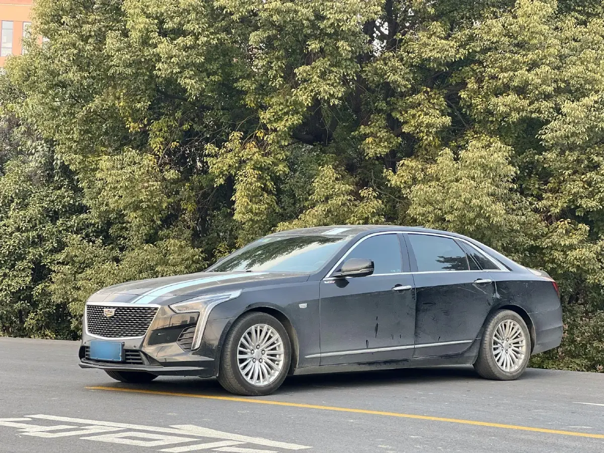 2019 Cadillac CT6 2.0T 241HP L4 10AT