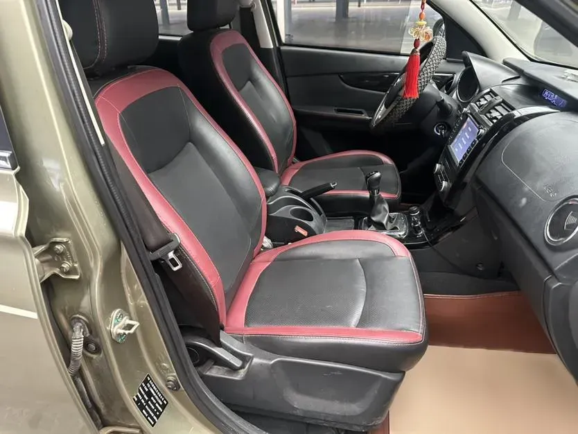 2015 BAIC Hyosow S3 1.5L 113HP L4 5MT,autocango,china used car exporter,china ev exporter,chinese used car exporter,chinese used ev exporter