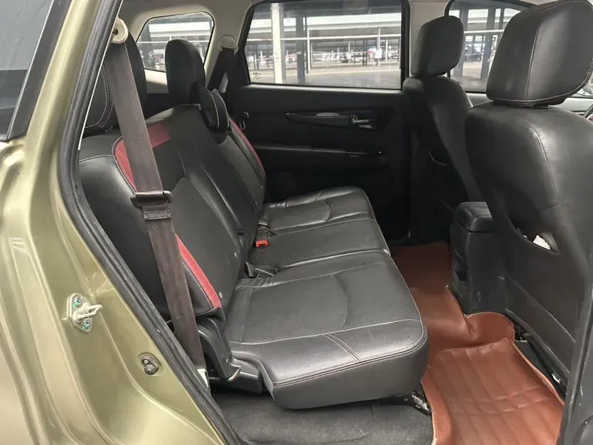 2015 BAIC Hyosow S3 1.5L 113HP L4 5MT,autocango,china used car exporter,china ev exporter,chinese used car exporter,chinese used ev exporter