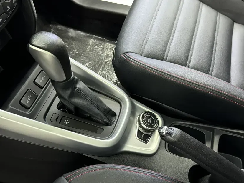 2016 Suzuki Vitara 1.4T 140HP L4 6AT,autocango,china used car exporter,china ev exporter,chinese used car exporter,chinese used ev exporter