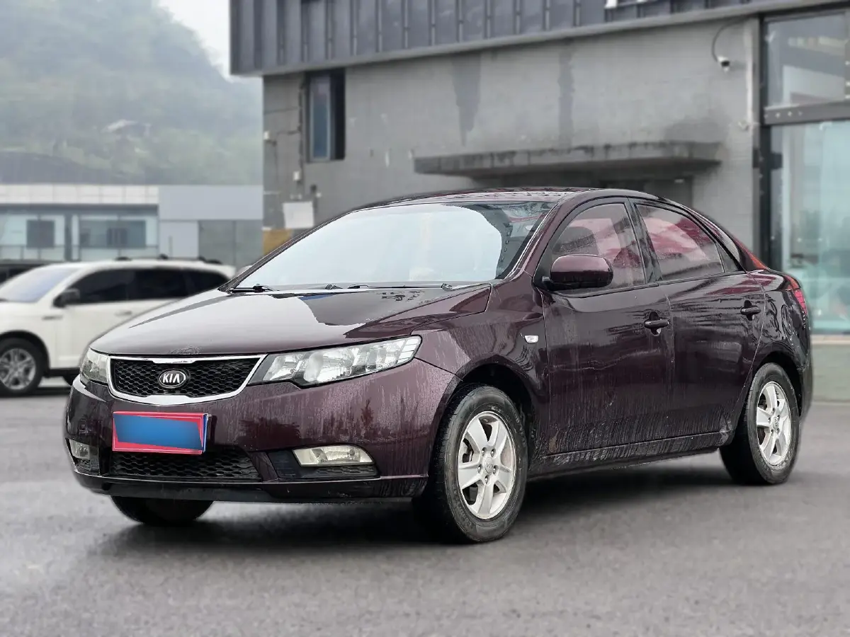 2012 Kia Forte 1.6L 123HP L4 5MT