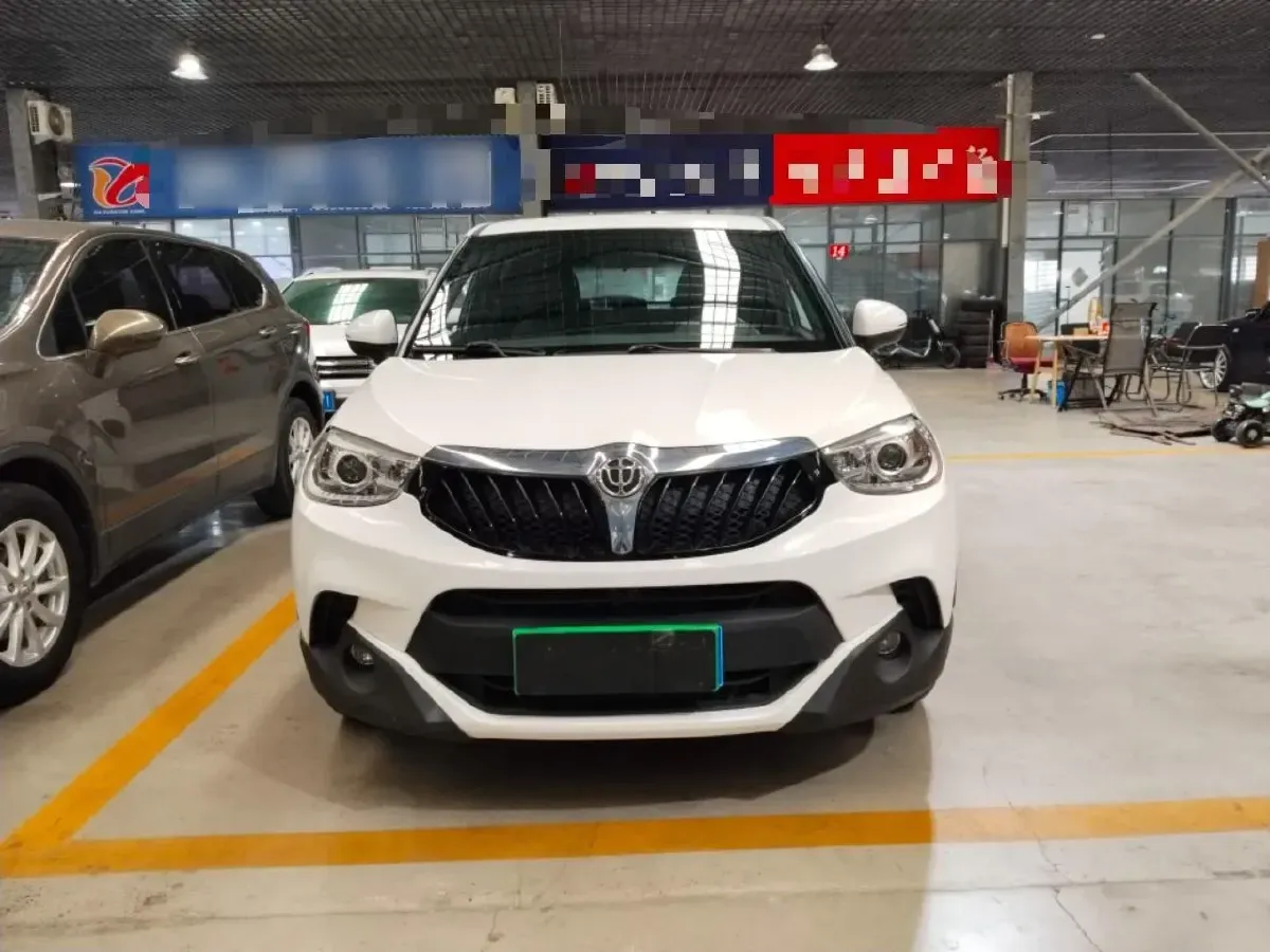 2015 Brilliance Auto V3 1.5L 112HP L4 5MT,autocango,china used car exporter,china ev exporter,chinese used car exporter,chinese used ev exporter