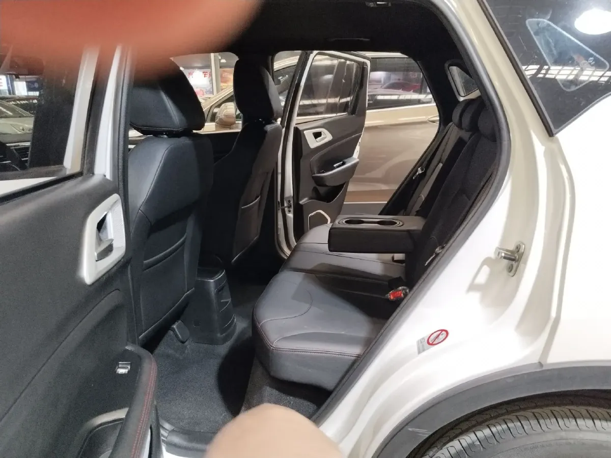 2015 Brilliance Auto V3 1.5L 112HP L4 5MT,autocango,china used car exporter,china ev exporter,chinese used car exporter,chinese used ev exporter