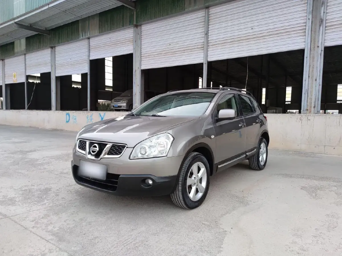 2012 Nissan Qashqai 2.0L 144HP L4 CVT