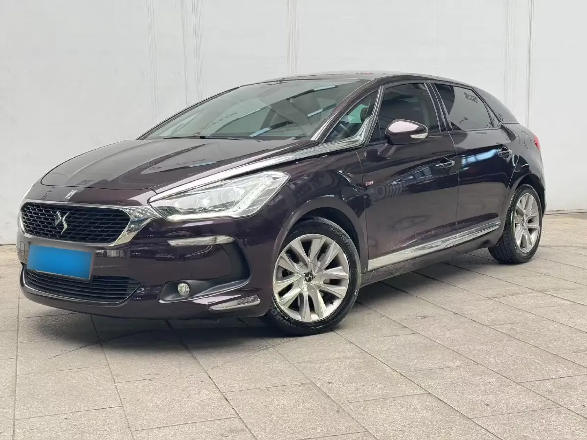 2015 DS 5 1.8T 204HP L4 6AT