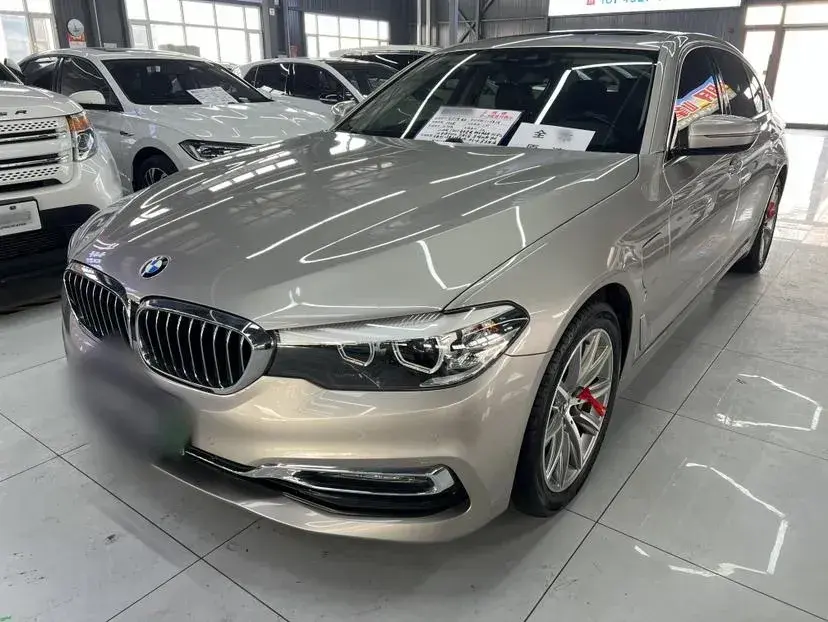 2018 BMW 5 Series 2.0T 184HP L4 8AT PHEV 13KWH