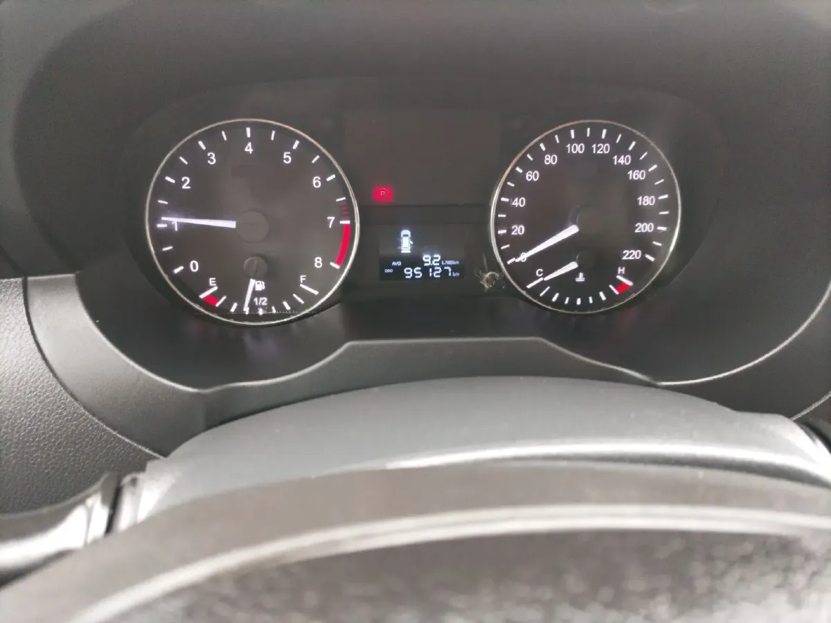 2015 JAC Refine M3 1.6L 120HP L4 5MT,autocango,china used car exporter,china ev exporter,chinese used car exporter,chinese used ev exporter